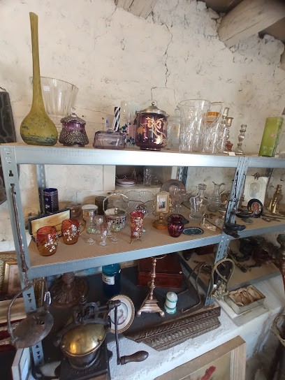 Devaux Muriel, Magasin d'Antiquités à Bellenaves