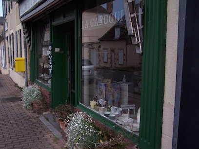 Brocante La Gargouille à Cérilly, Magasin d'Antiquités à Cérilly
