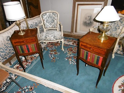 Lefebvre Marie-Laurence, Magasin d'Antiquités à Saint-Floxel