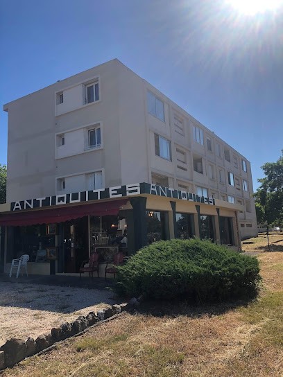 Balfet Christian, Magasin d'Antiquités au Pradet