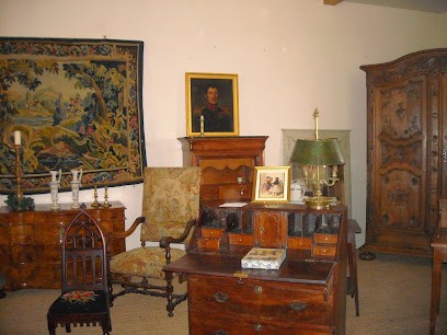 Antiquités Brocante - Creuse - La Maison De Robinson, Magasin d'Antiquités au Compas