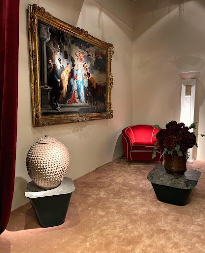 CHEVALIER ANTIQUITES, Magasin d'Antiquités à Saint-Ouen