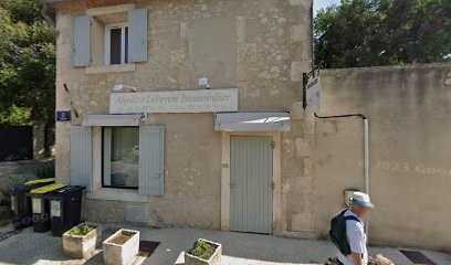 LA VENTADO sarl, Magasin d'Antiquités à Eygalières