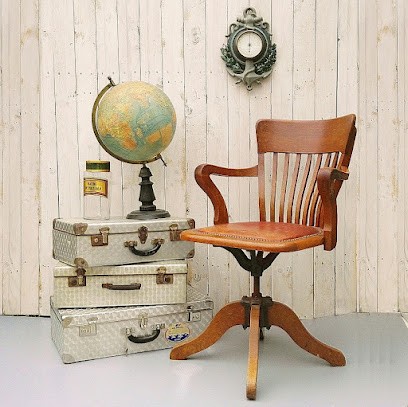 Acolytes antique, Magasin d'Antiquités à Surzur