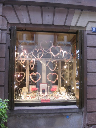 Antiquites J.schon-grandin, Magasin d'Antiquités à Strasbourg