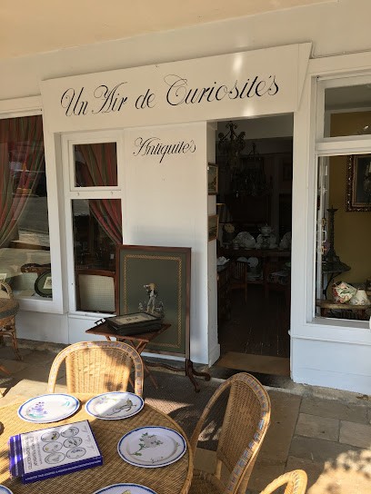 Un air de curiosités, Magasin d'Antiquités à Bazas