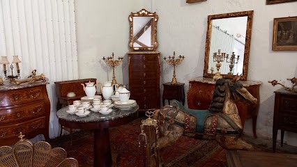 LA BROCANTE DU VOYAGEUR, Magasin d'Antiquités à Salon-de-Provence