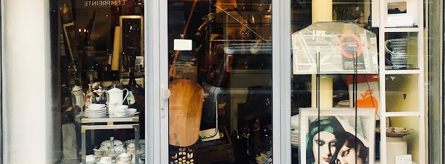 Baulez Simone, Magasin d'Antiquités à Paris 14