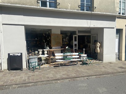 L'entrePot, Magasin d'Antiquités à Mortagne-au-Perche