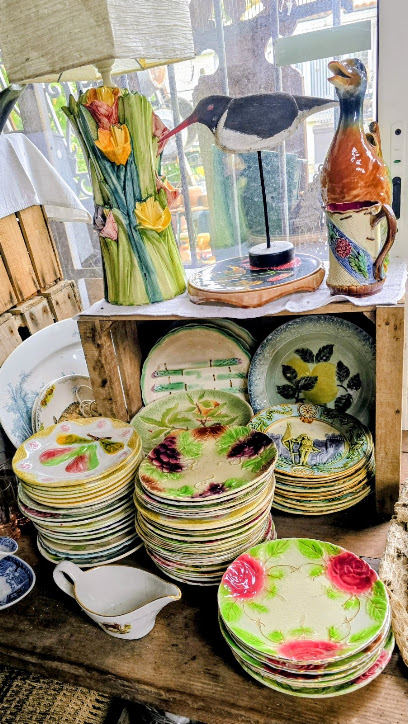 La Brocante Du Roy Magasin D'antiquités à Sainte-Gemme-la-Plaine