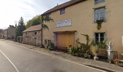 Au Fil Des Siècles, Magasin d'Antiquités à Bèze