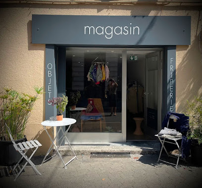 Magasin Friperie Objets Friperie à Thonon-les-Bains