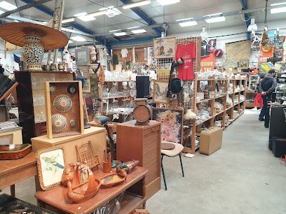 Breizh Debarras, Magasin d'Antiquités à Pleudaniel