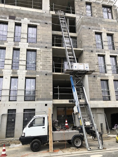 Veiniere Débarras Brocante, Magasin d'Antiquités à Saint-Cyr-sur-Loire