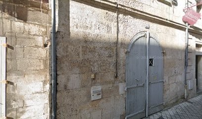 Antiquités P Fragné H Bouyer, Magasin d'Antiquités à Angoulême