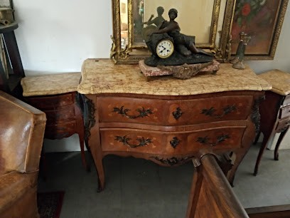 DIDOU LA BROCANTE ACHETE TOUT L'ANCIEN DEBARASSE CAVE GRENIER, Magasin d'Antiquités à Moissac-Bellevue