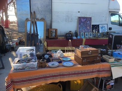 Antin Jean-Pierre, Magasin d'Antiquités à Lavérune