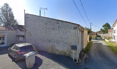 Andre Jack Champrenault Vivianne, Magasin d'Antiquités à Gémozac