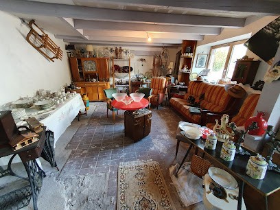 Chris.3T, Magasin d'Antiquités à Belonchamp