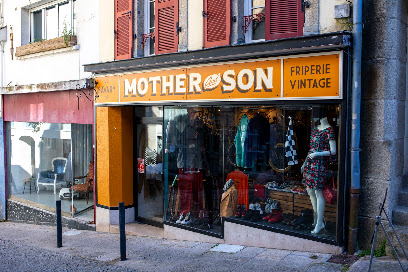 Mother And Son, Friperie à Quimperlé
