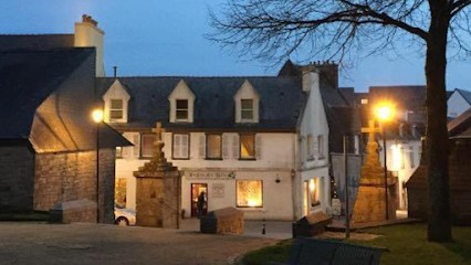 Fraise des Bois antiquités brocante, Magasin d'Antiquités à Plougastel-Daoulas