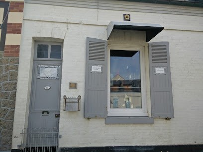 Fanelli Luiggi, Magasin d'Antiquités à Cayeux-sur-Mer