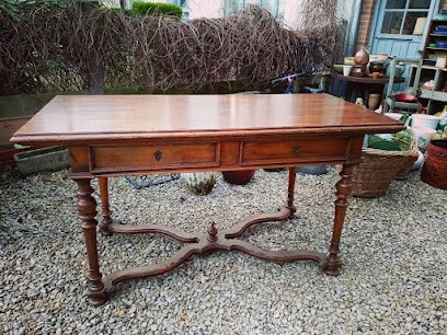 Le Comptoir Des CuriosiThés, Magasin d'Antiquités à Saint-Nicolas