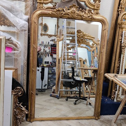 La Galerie des Glaces, Magasin d'Antiquités à Saint-Ouen