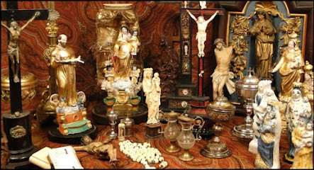 Luc de Laval Antiquités, Magasin d'Antiquités à Tréguier