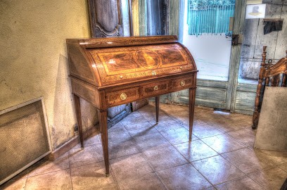 Arts Anciens - Réparation De Meubles Anciens - Grasse - Côte D'Azur, Magasin d'Antiquités à Grasse