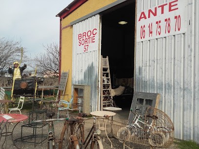 Antiquités Brocante Sortie 57, Magasin d'Antiquités à Saint-Félix-de-Lodez