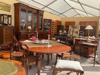 ILE AUX ANTIQUITES, Magasin d'Antiquités à Belle Vie en Auge