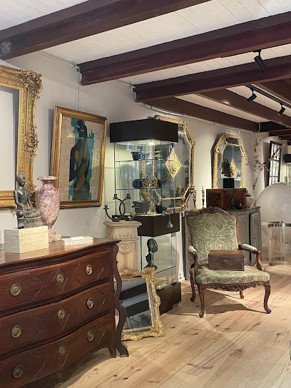 Galerie Empreintes / Antiquités Freitas, Magasin d'Antiquités à Béziers