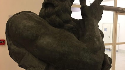 Curulla Marco, Magasin d'Antiquités à Nice