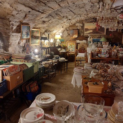 Lorenzi Antiquité, Magasin d'Antiquités à Aubenas