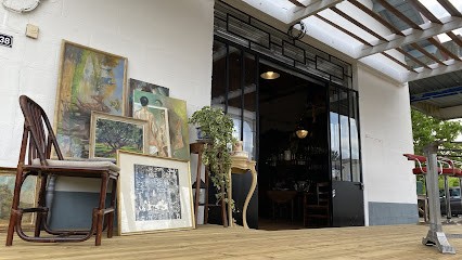 Brocante - Les Puces de Saint JU, Magasin d'Antiquités à Saint-Julien-en-Born