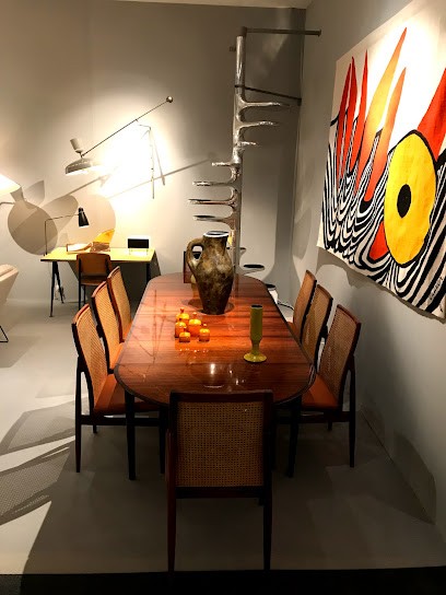 Benedict Drahonnet, Magasin d'Antiquités à Taillant