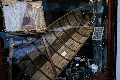 Zecconi Yves, Magasin d'Antiquités à Saint-Bonnet-en-Champsaur