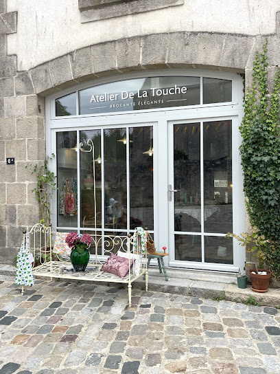 Atelier De La Touche - Brocante À Guérande Magasin D'antiquités à Guérande