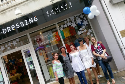 Emmaüs Sacré Dressing ! - Retritex Friperie à Lorient