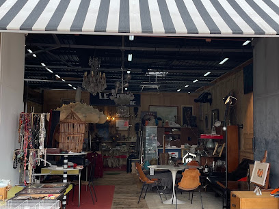 Le Gaga Vintage Magasin De Seconde Main à Villeurbanne