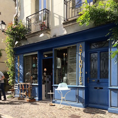 La Boutique Bleue, Magasin d'Antiquités à Chinon