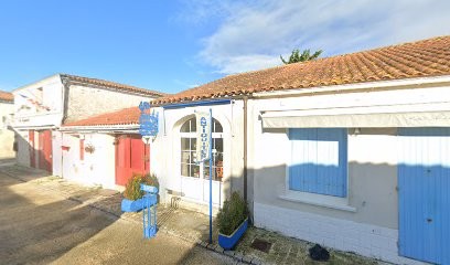 Maubert Jean-Marie (The Porch), Magasin d'Antiquités à Hiers-Brouage