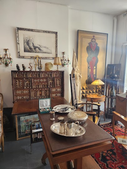 16Bis Antique, Magasin d'Antiquités à Saintes