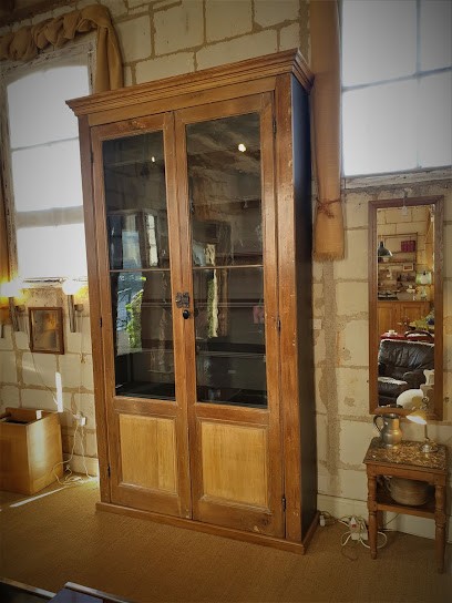 A La Vieille Ecole, Magasin d'Antiquités à Brissac Loire Aubance