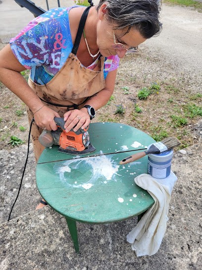 broc & frips au hangar, Magasin d'Antiquités à Sully-sur-Loire