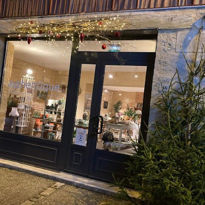 Authentique, Magasin d'Antiquités à Saint-Cyprien