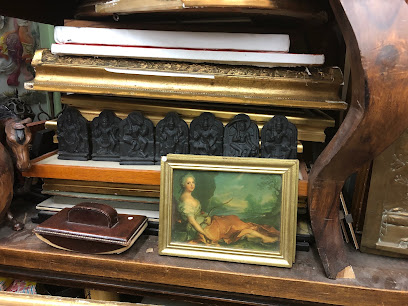Bhandari Lalit Magasin D'antiquités à Paris 10