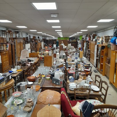 Brocante & Occasion Contrexeville, Magasin d'Antiquités à Contrexéville