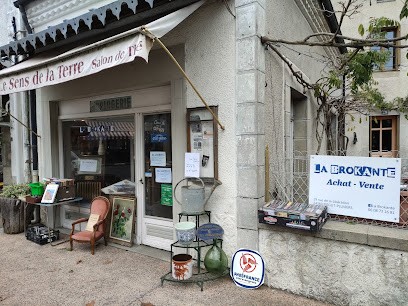 La Brokante, Magasin d'Antiquités à Piégut-Pluviers